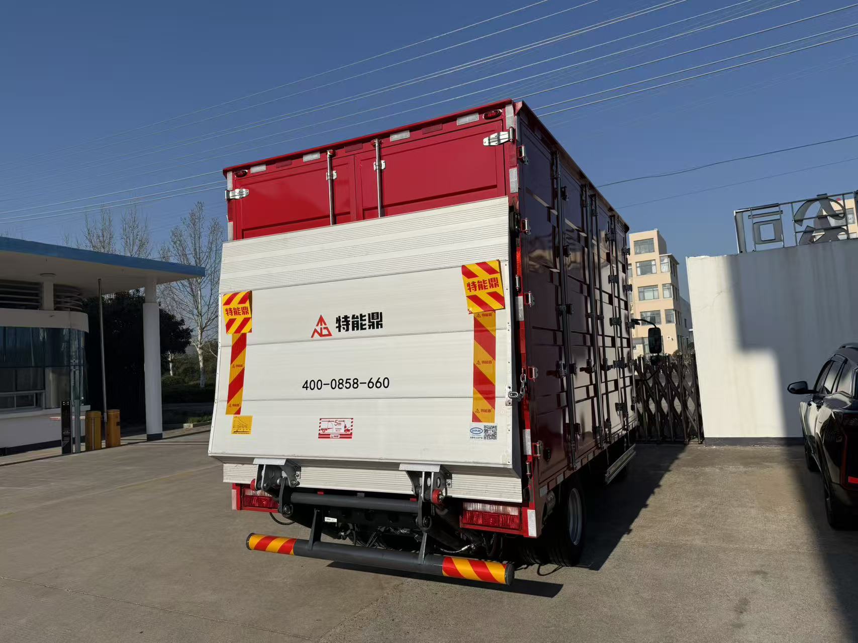 https://www.itendlift.com/hot-selling-vertical-tail-plate-supports-customization-product/